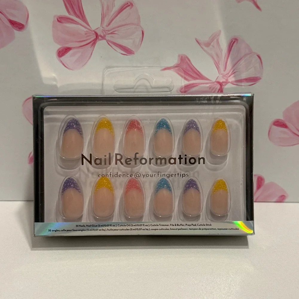 Nail Reformation 32 Press‎ On Nails Kit Multi Color 3D French Tip Almond